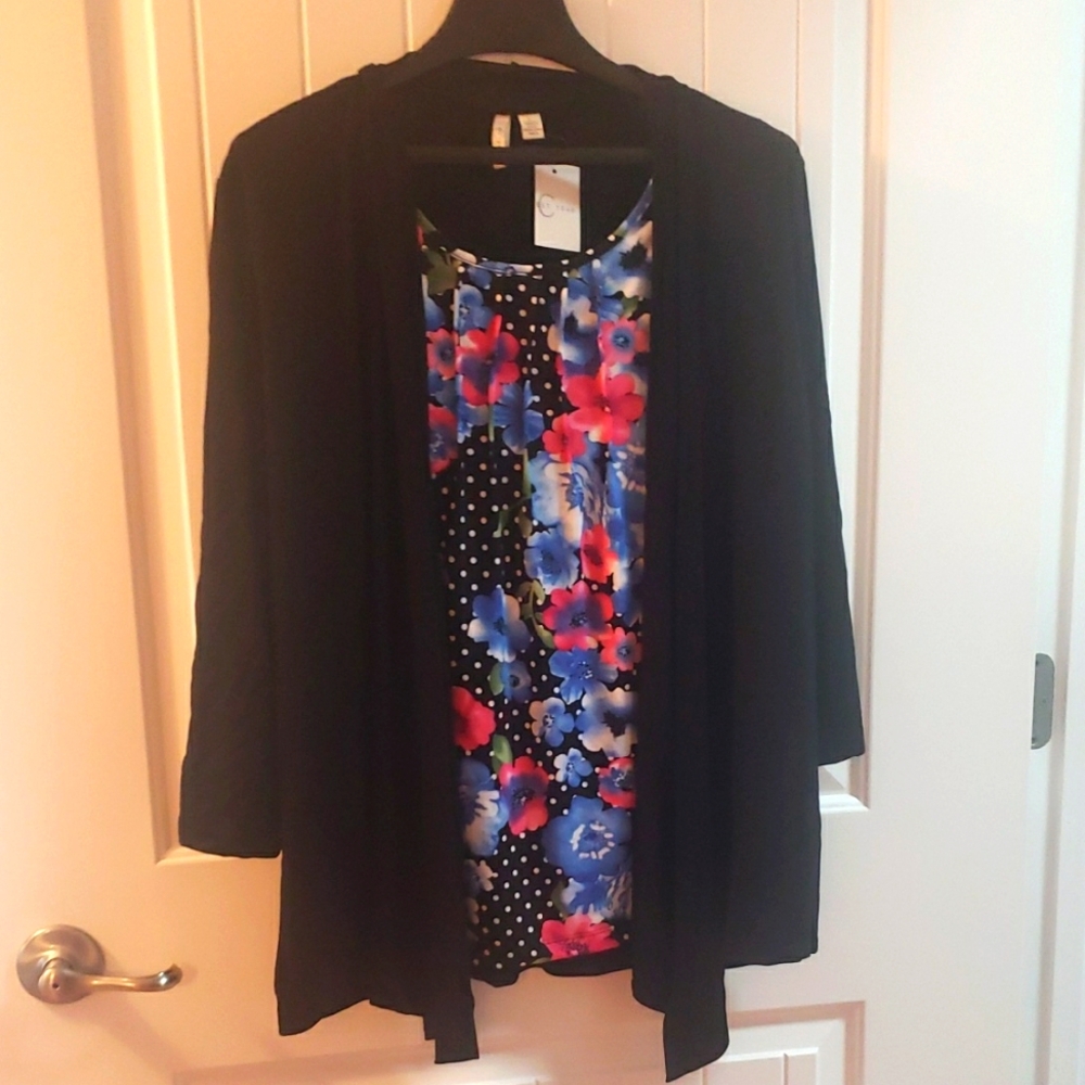Women's Cato NWT twofer Floral Blouse/attached Black Cardigan, 3/4 Sleeves, Sz L